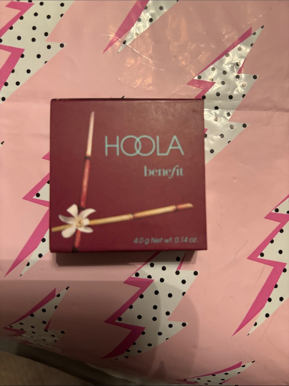 Benefit Hoola Matte Powder Bronzer for face